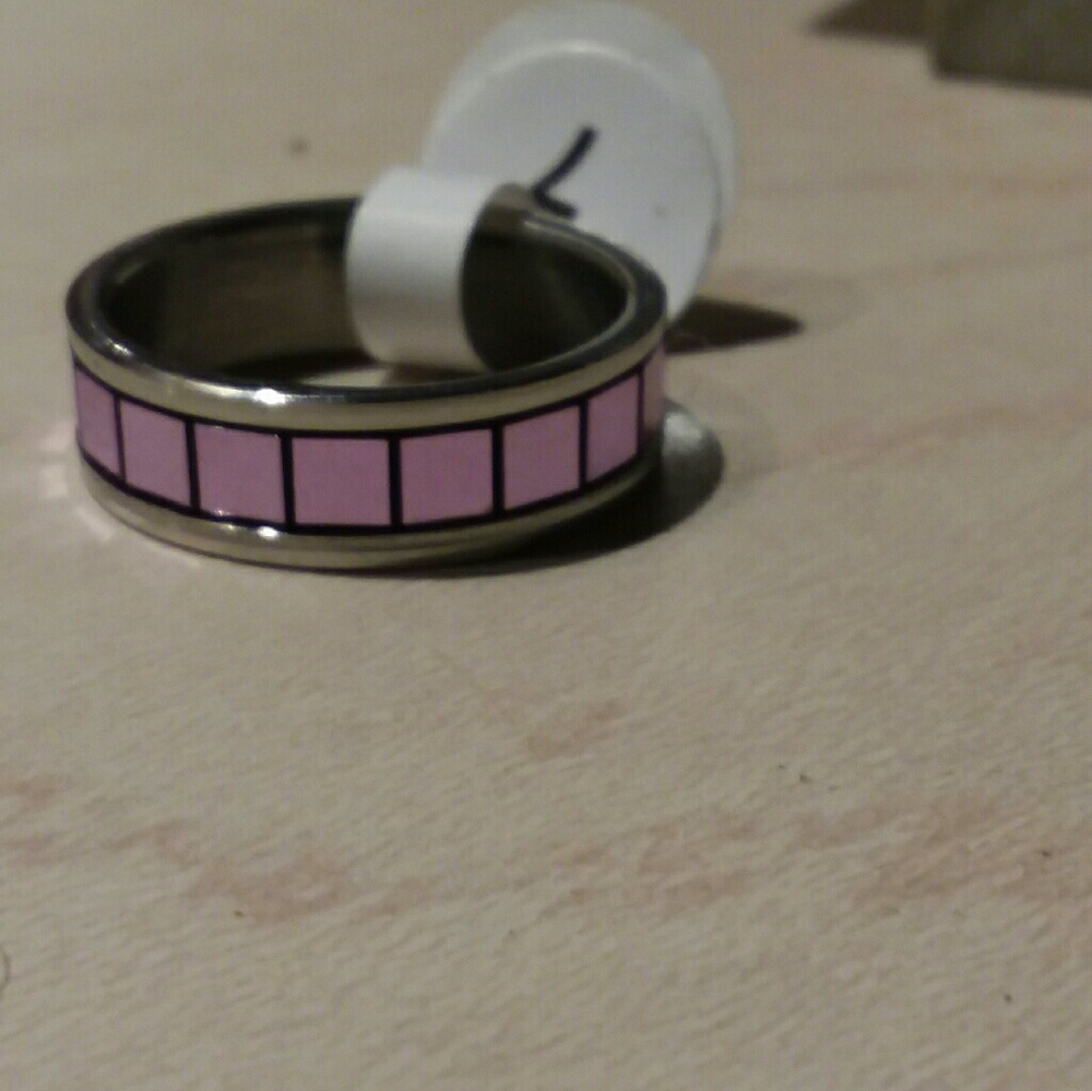 Pink mirrored ring sz 6